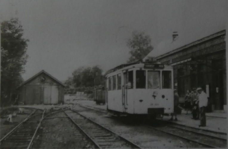 Tram Poix-Saint-Hubert