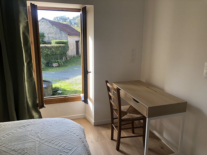 Bureau dans chaque chambre