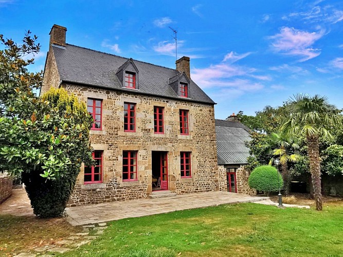 La Maison de Louise et Gaston ext