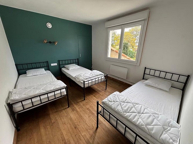 nueil-les-aubiers-gite-la-villette-chambre1
