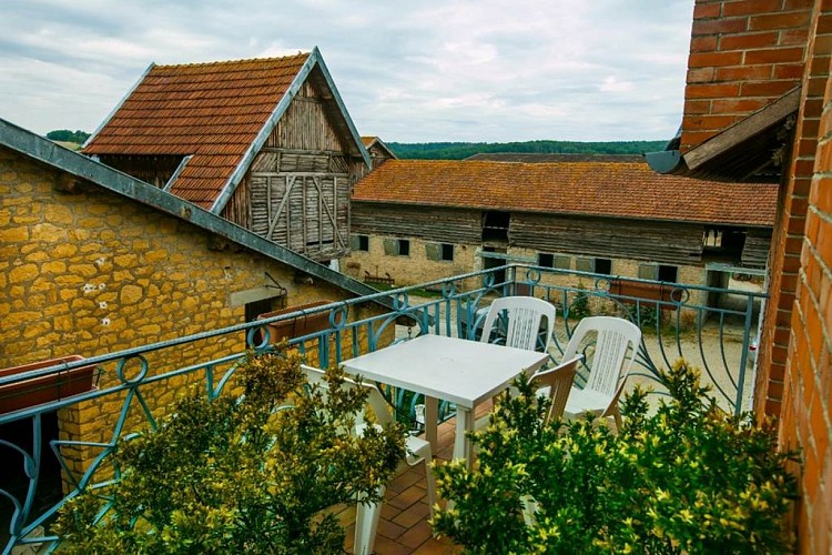 Chambres d'hôtes en Argonne, élevage de chevaux, sentiers de randonnée - Grandpré - Ardennes