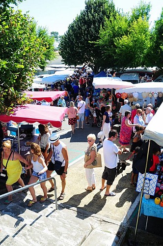 Marché hebdomadaire