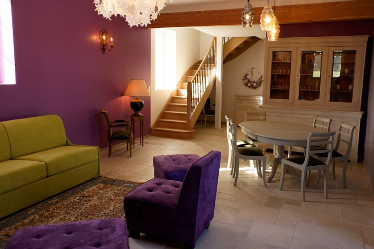gite-les-trois-treilles-salle-manger-campsegret-tourisme-vallee-isle