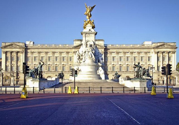 Besichtigung des Buckingham Palace und Vorführung der Wachablösung – Ticket „ohne Anstehen“