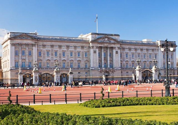 Besichtigung des Buckingham Palace und Vorführung der Wachablösung – Ticket „ohne Anstehen“