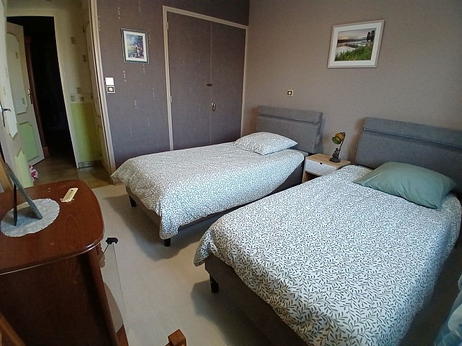 Chambre 2 lits 90