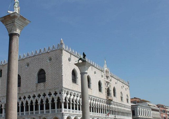 Visita guiada a pie de Venecia y del Palacio Ducal por la mañana – Entrada preferente