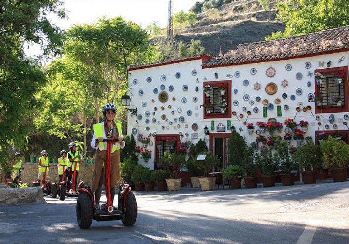 Guided Segway Tour of the Alhambra, Albaicin and Sacromonte in Granada