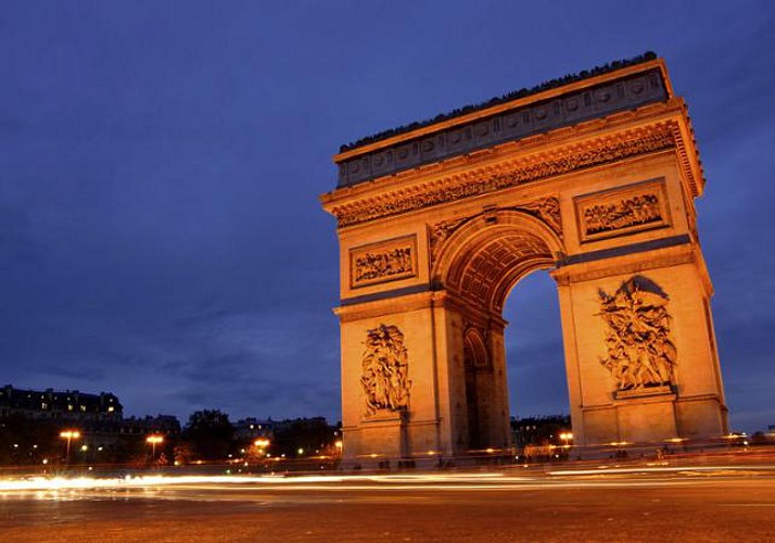 Visite en bus en soirée du Paris Illuminé