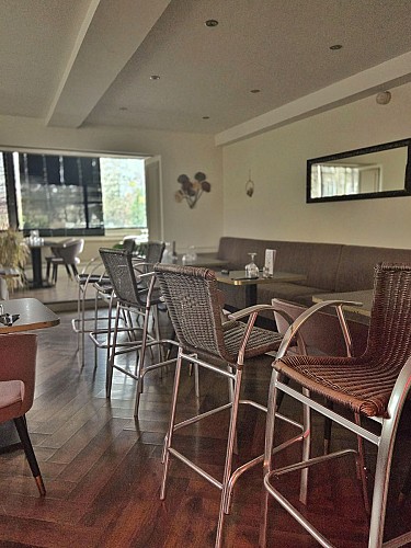 La Batisse Hotel and Restaurant