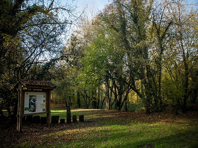 entrée-des-cascades©olivier-gherrak