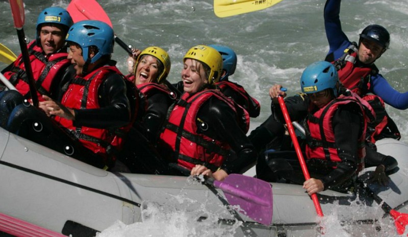 Rafting down the Isère river