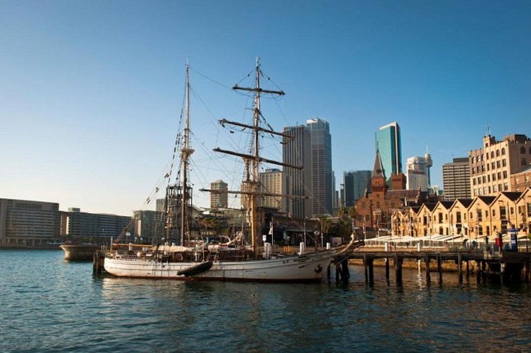 Déjeuner-croisière sur un voilier de 1850 et visite guidée de l'île prison "Goat Island" à Sydney