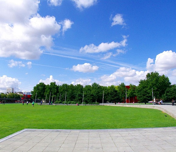 Cycling Tour of the Parisian Canals and Parc de la Villette