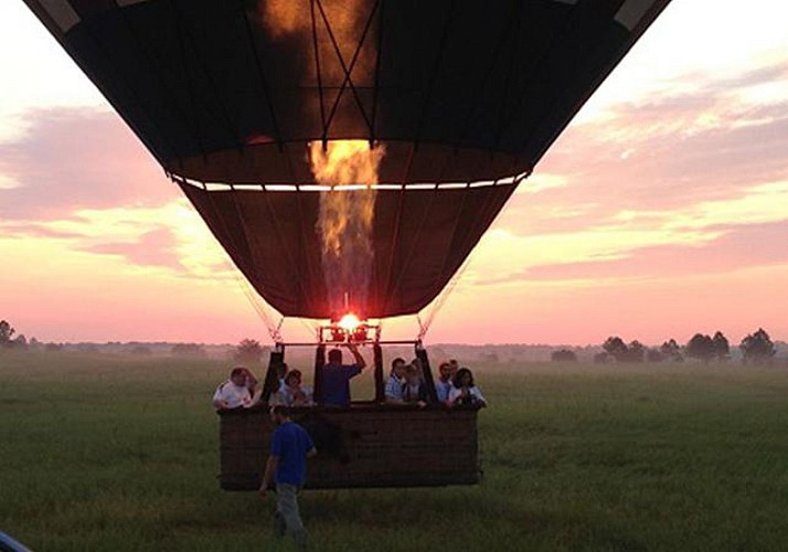 Balade en montgolfière à Orlando – Vol au lever du soleil au dessus des lacs et des fôrets