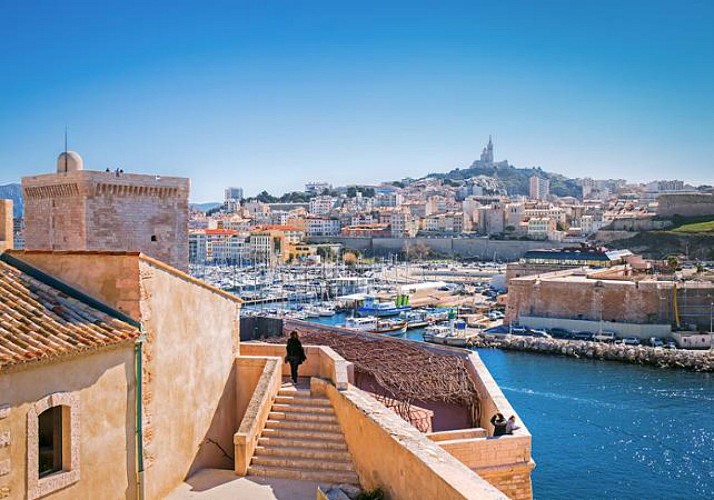 Discover Marseilles by Segway – 90-minute tour