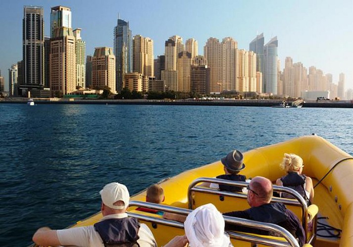 Giro su motoscafo Yellow Boats a Dubai - Percorso Dubai Marina, Palm Jumeirah e Burj Al Arab (1 ora e 39 min)