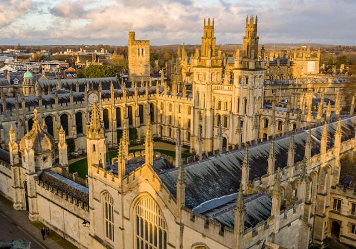 Excursion à Highclere Castle, Bampton & Oxford : Visite des lieux de tournages de Downton Abbey - au départ de Londres