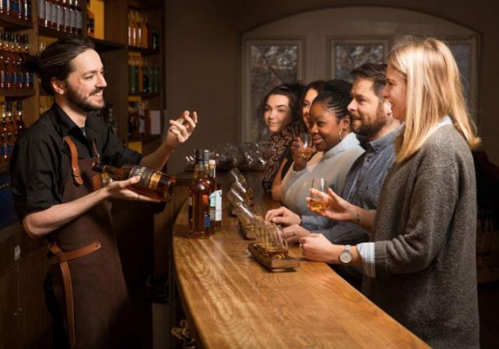 Guided Tour of the Irish Whiskey Museum in Dublin