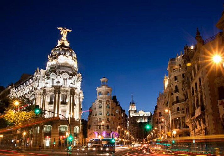 Citytour of Madrid by Night and Evening at the Casino – Optional Dinner