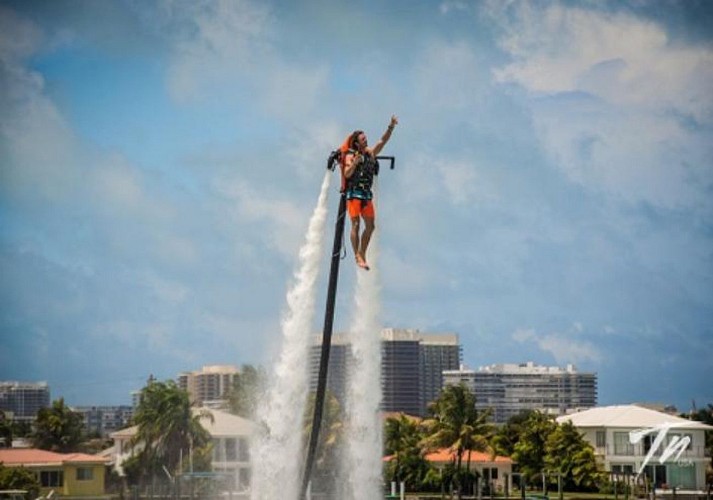 Jetpack und Flyboard Session und Bootsfahrt in der Bucht von Miami