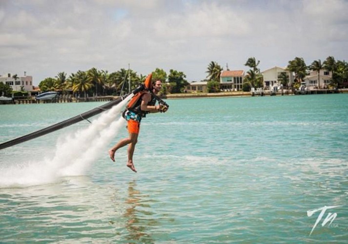 Jetpack und Flyboard Session und Bootsfahrt in der Bucht von Miami