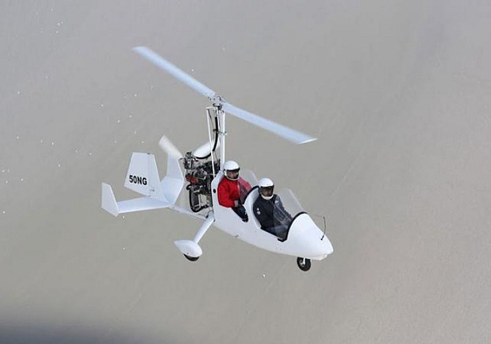 Survol de la Baie du Mont-Saint-Michel en ULM pendulaire ou autogire - 30min