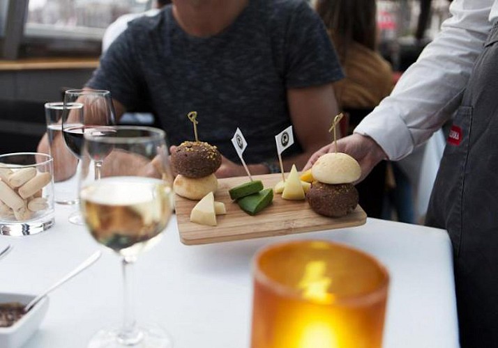 Cheese & Wine Canal Cruise