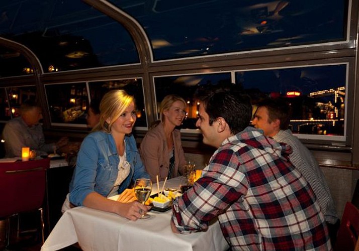 Croisière apéritive "Vins & fromages" sur les canaux d’Amsterdam - 1h30