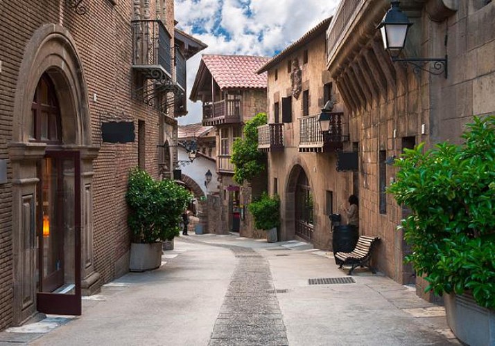 Tour of Poble Espanyol with Audio Guide