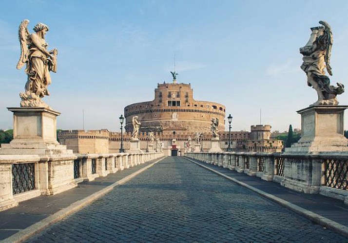 Walking Tour of Rome's Unusual Districts