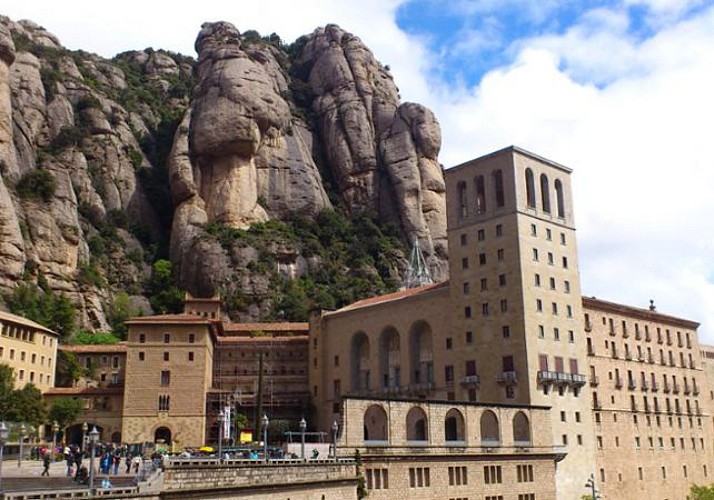 Besuch am Nachmittag von Montserrat mit der Bergbahn
