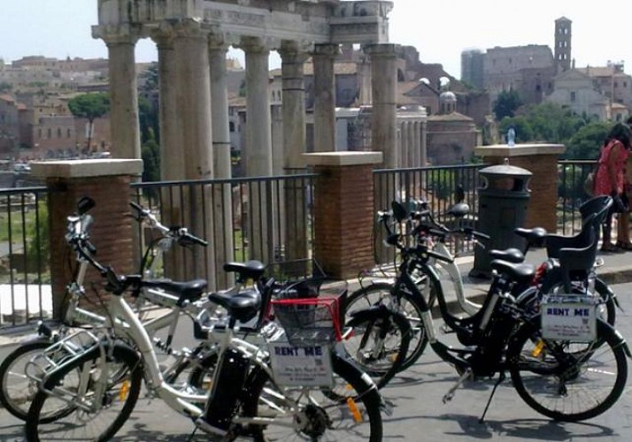 Geführte E-Bike-Tour durch Rom – Palazzo Madama, Piazza Navona, Kolosseum, Kapitol und Palatin
