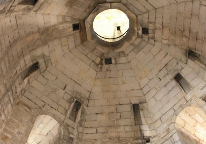 Visita guiada de la Basílica de Santa María del Pi en Barcelona - Acceso al campanario
