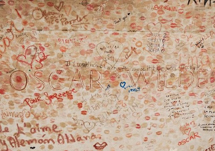 Guided Tour of Père Lachaise Cemetery – In English only