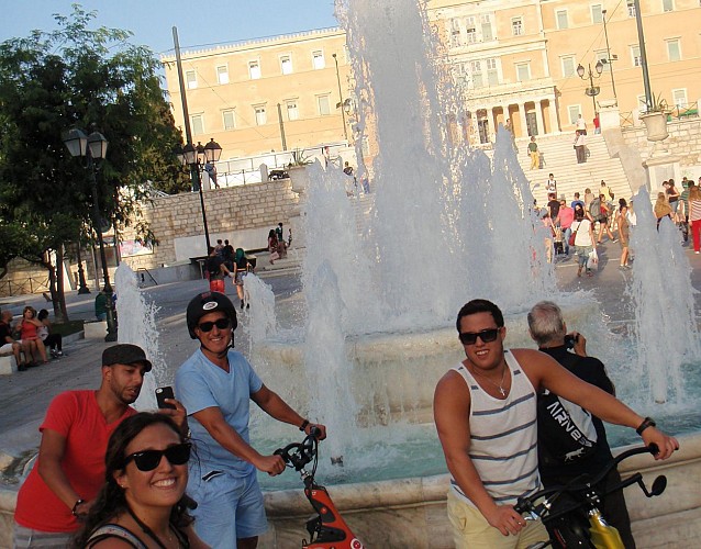 Visita guiada en trikke por el centro histórico de Atenas