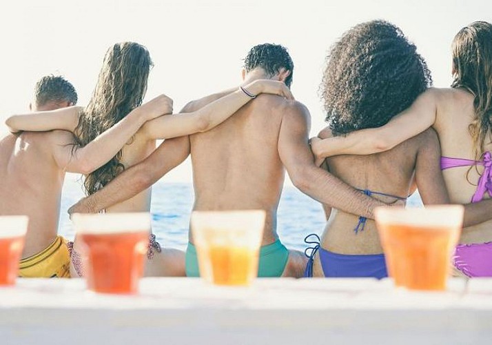 Croisière de 3h en catamaran à La Réunion au départ de Saint-Gilles-les-Bains - Boissons et collations incluses