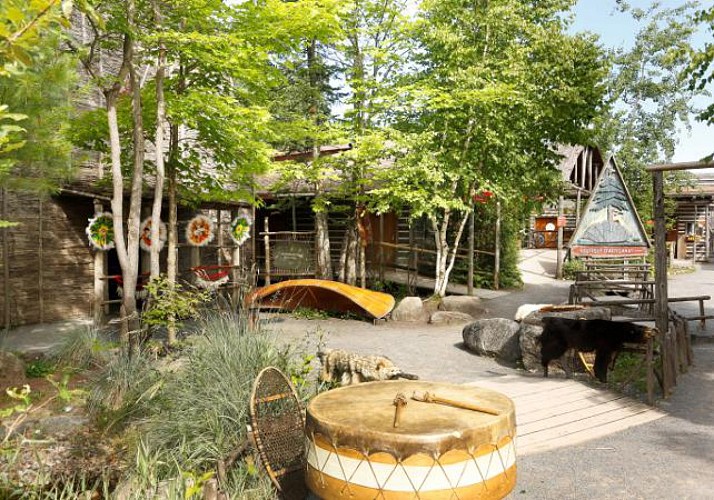 Tickets for the Traditional Huron Site "Onhoüa Chetek8e" – Wendake (30 min. north of Quebec)