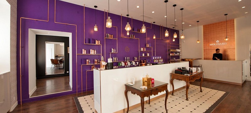 Laboratorio di creazione profumi per bambini - Profumeria Molinard a Nizza