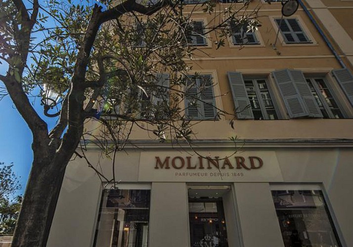 Atelier création de parfum - Parfumerie Molinard à Nice