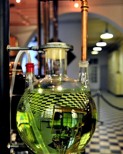 Initiation à la création de parfum au Bar des Fragrances - Parfumerie Molinard à Grasse