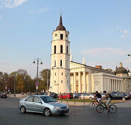 Découverte des quartiers bohèmes de Vilnius – Tour guidé à pied