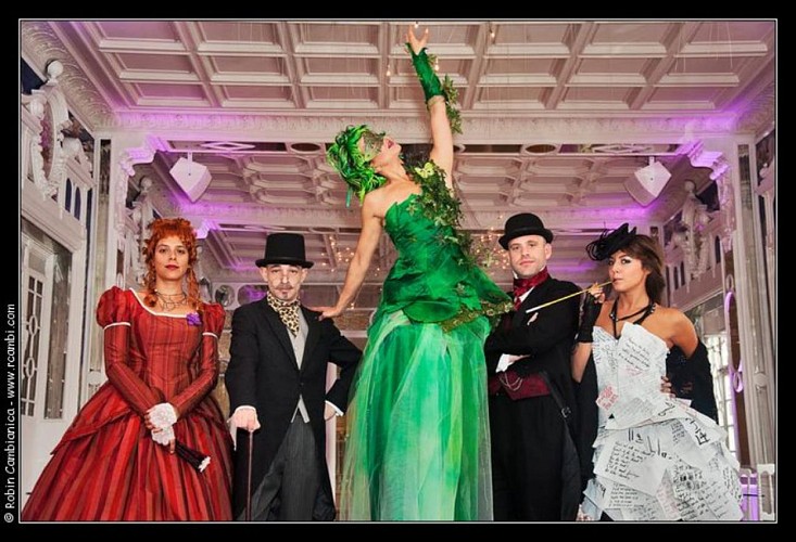 L'Énigme des Passages couverts : visite-spectacle guidée avec une troupe de comédiens