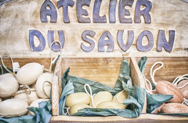 Atelier du savon & Labo Cosmétiques - Maître Savonitto