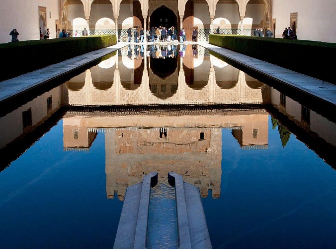Private Walking Tour of the Alhambra Palace in Granada