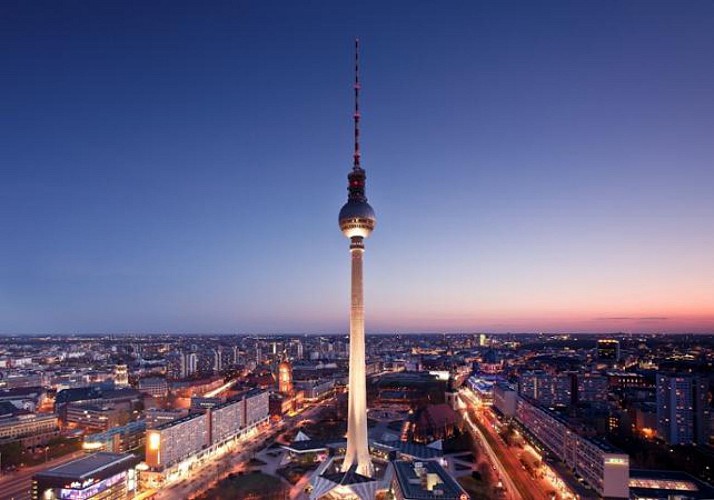 Cena romantica sulla Torre di Berlino