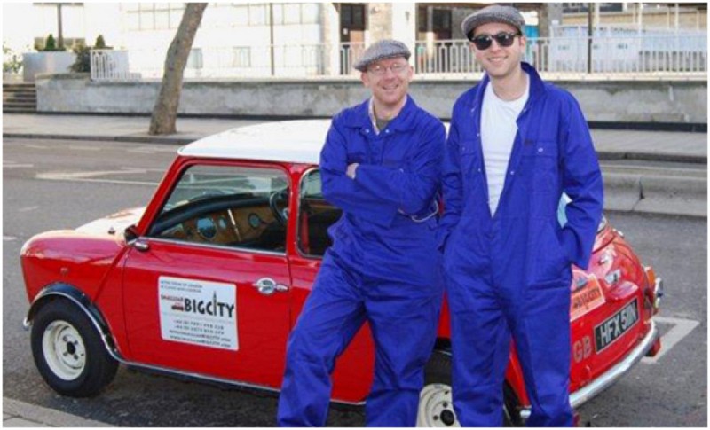 Londra in Mini sulle tracce del film "The Italian Job"