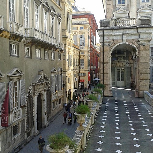 Tour guidé à pied du centre historique de Gênes et visite libre des musées de la "Strada Nuova"