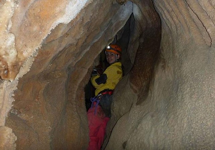 Spéléologie : découverte de la grotte du Razzu Biancu - Au départ de Venaco à 1h20 d'Ajaccio