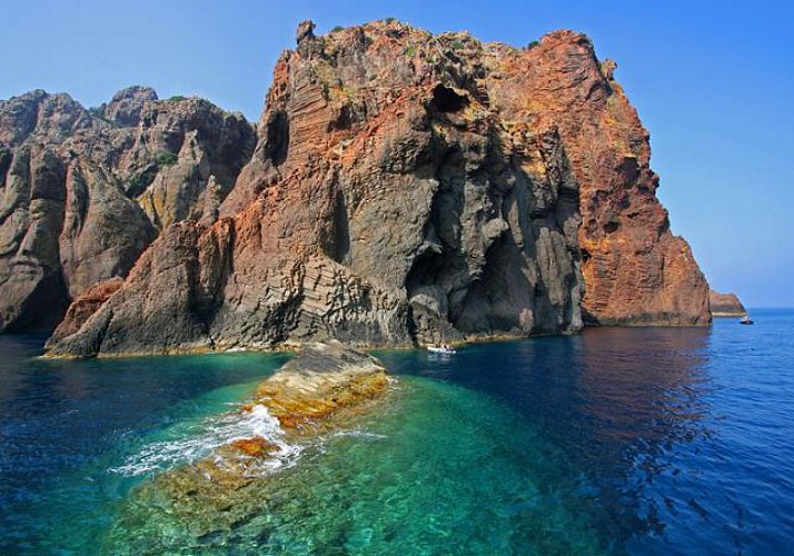 One-Day Boat Trip along the Western Coast of Corsica - Departs from the Gulf of Lava, 40 min from Ajaccio